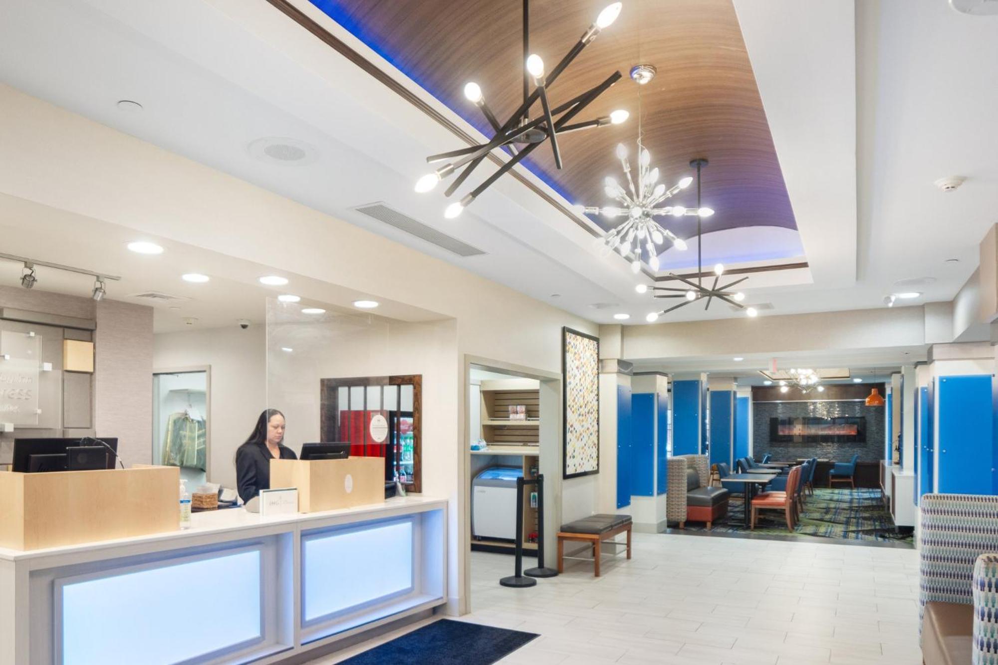 Holiday Inn Express And Suites Stroudsburg-Poconos By Ihg Dış mekan fotoğraf